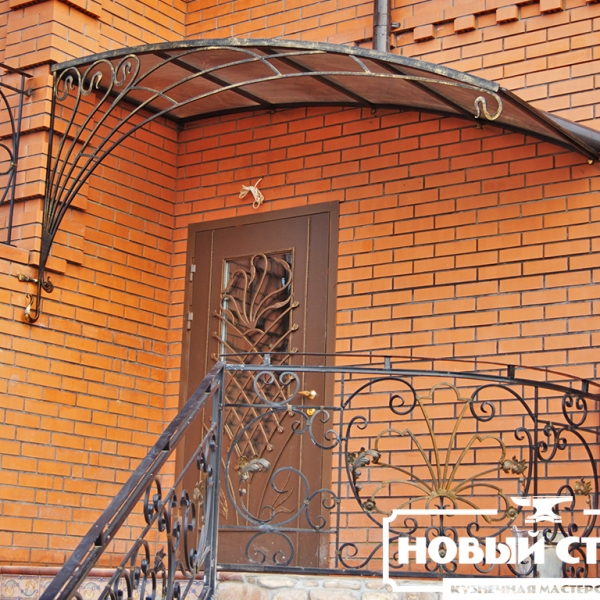 Угловой козырек