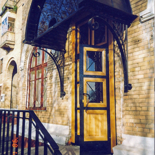 Кованый козырек в Электростали